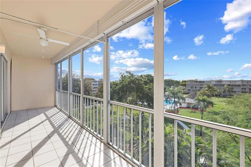 4650 Washington St #504