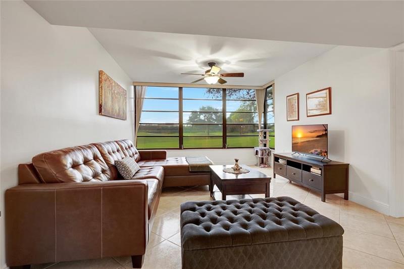 1502 Whitehall Dr #106