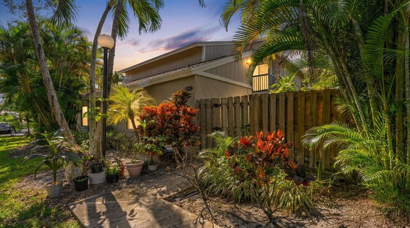 13292 NW 7th Ct #13292