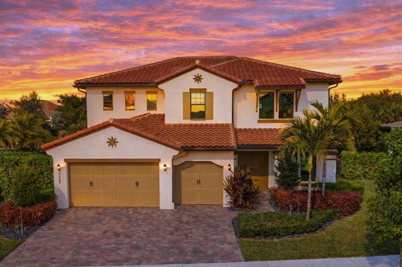 12043 N Baypoint Cir