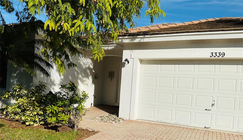 3339 SW 49th St