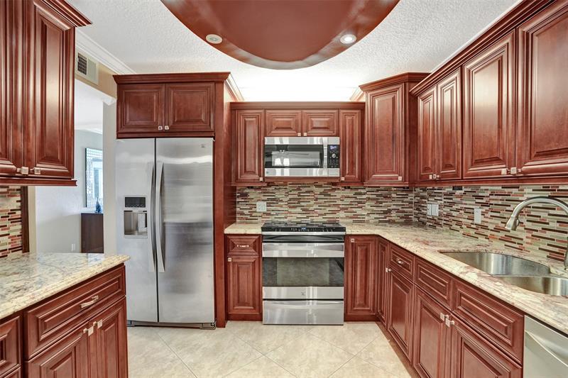 12900 SW 7TH CT #212B