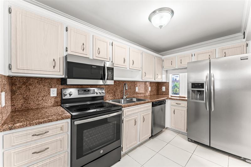 4500 N Federal Hwy #344E