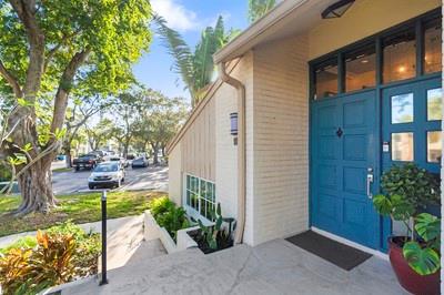 681 Kensington Pl #D101