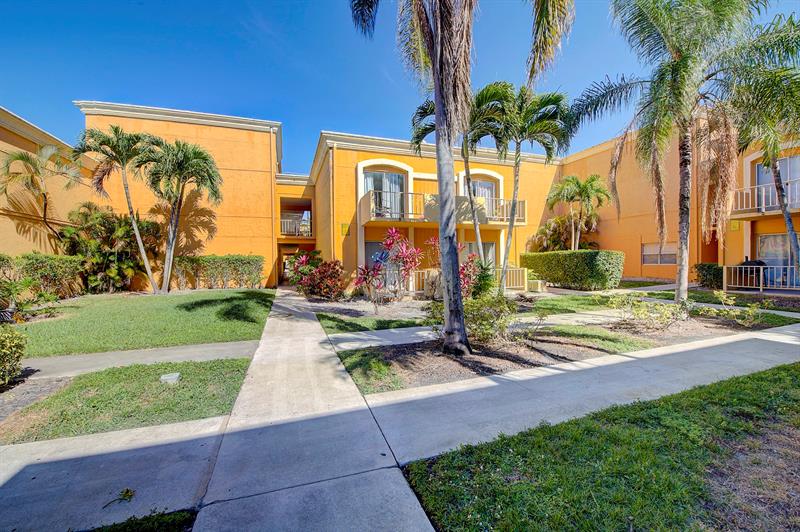 18111 NW 68th Ave #I210