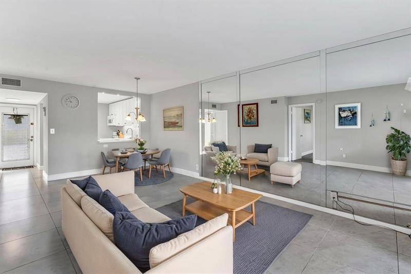 461 NW 76th Ave #106