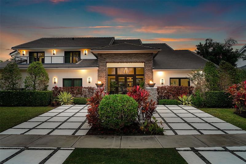 737 NE Boca Bay Colony Dr