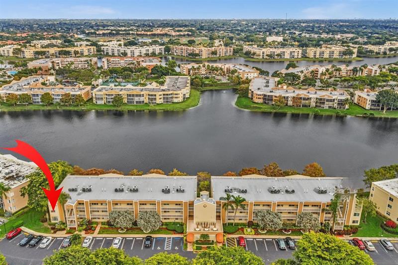 7438 N Devon Dr #212