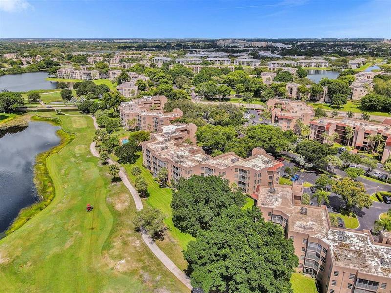 1831 Sabal Palm Dr #202