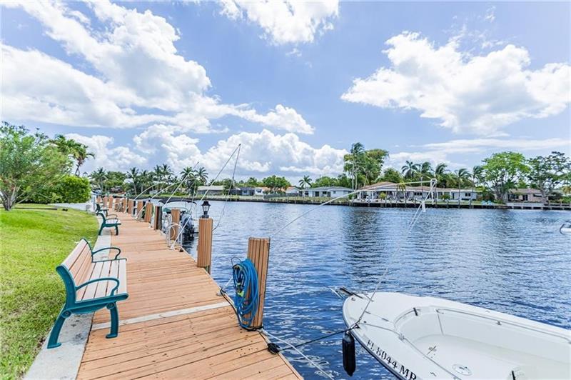 130 Cypress Club Dr #323