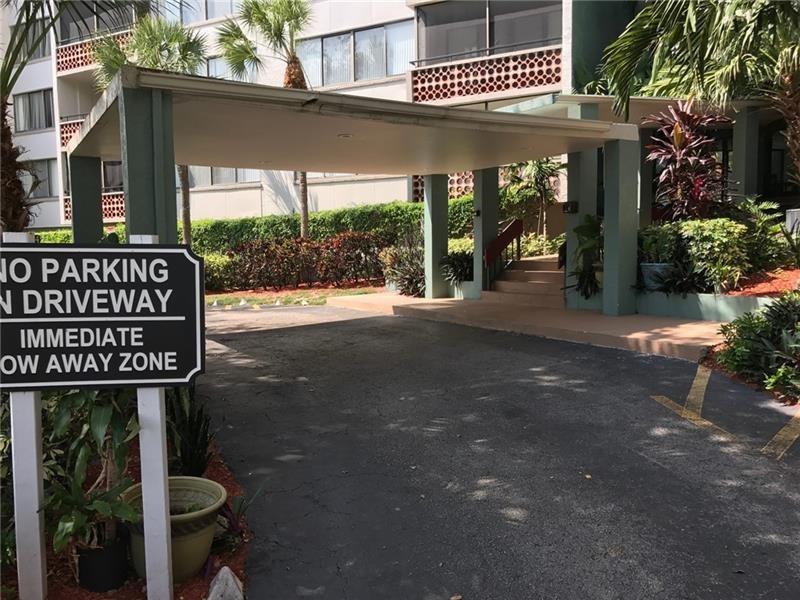 4222 Inverrary Blvd #4413