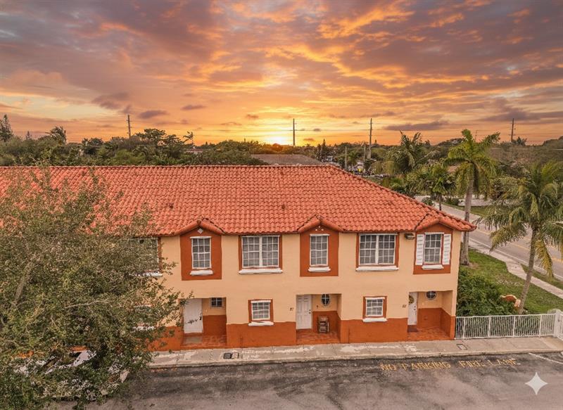 2314 Johnson St #20C