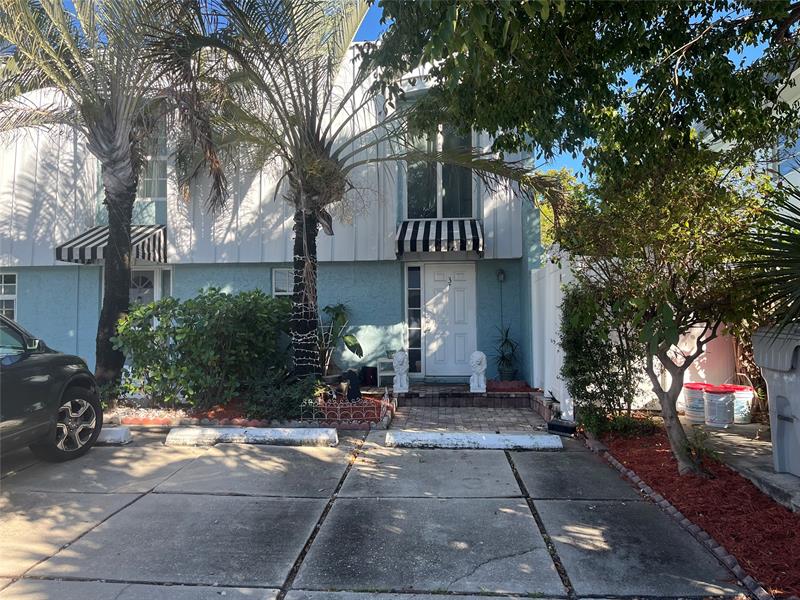 2708 NE 14th Street Cswy #3