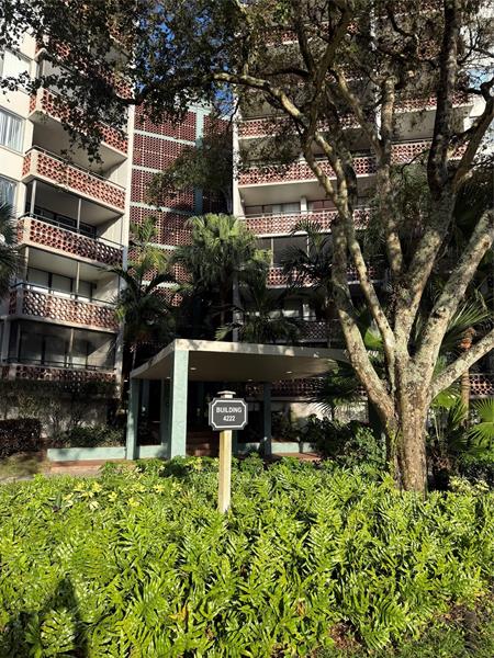 4222 Inverrary Blvd #4609