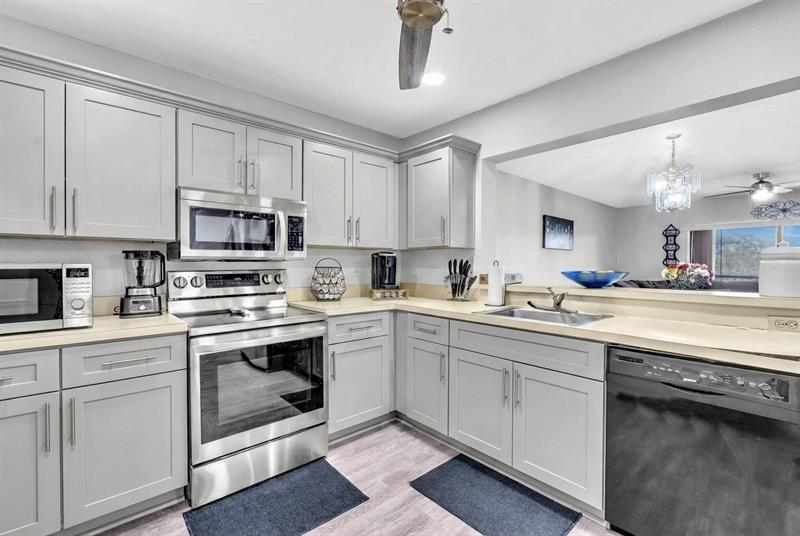 2091 Coral Ridge Dr #N306