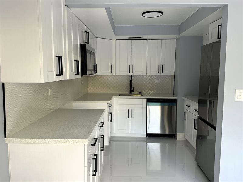 8350 N MISSIONWOOD CIRCLE #C-21