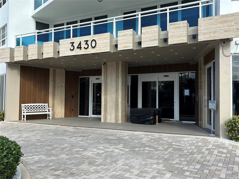 3430 Galt Ocean Dr #102