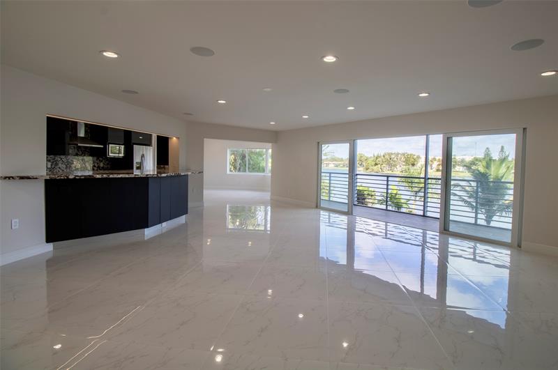 877 NE 195th St #222