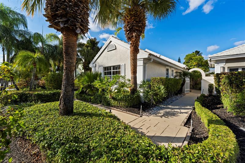 9181 Heathridge Drive