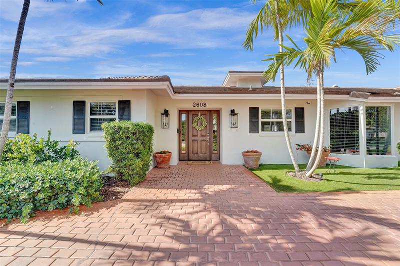 2608 NE 35th St