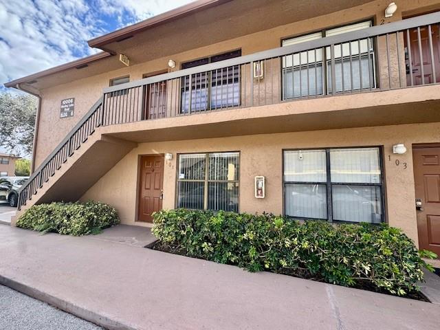 10006 WINDING LAKE RD #101