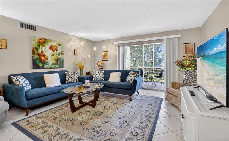 330 NE 26th Ave #318