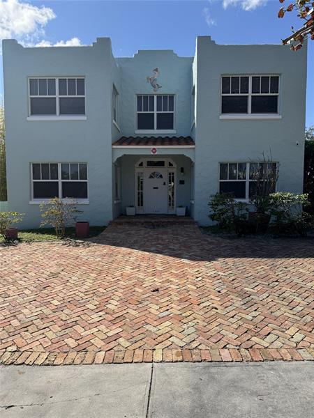 1217 SE 1 AVe SE 1 AVe