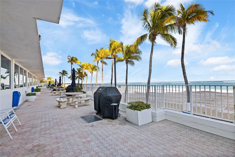 1360 S Ocean Blvd #403