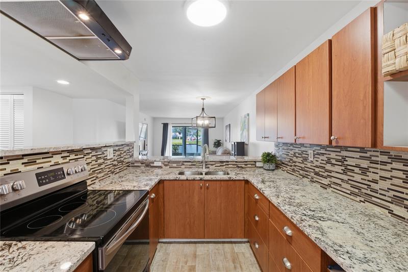 9549 W McNab Rd #103