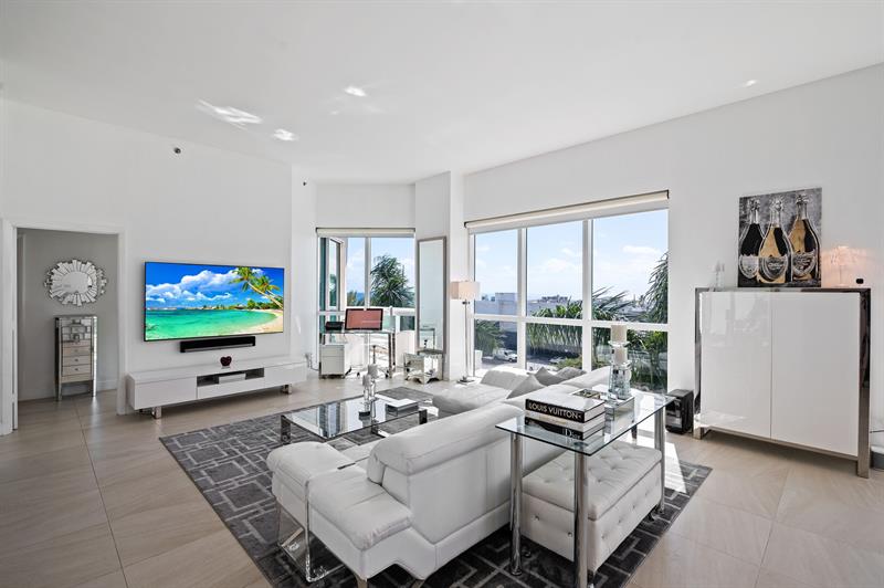 101 S FORT LAUDERDALE BEACH BLVD #607