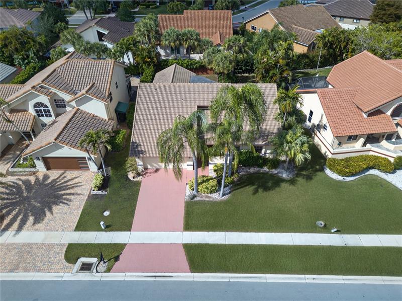 23203 L Ermitage Cir