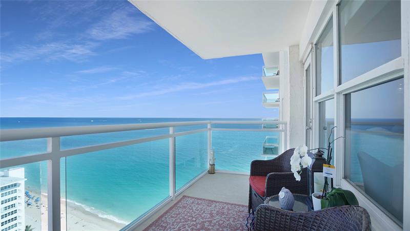 3900 Galt Ocean Dr #2716