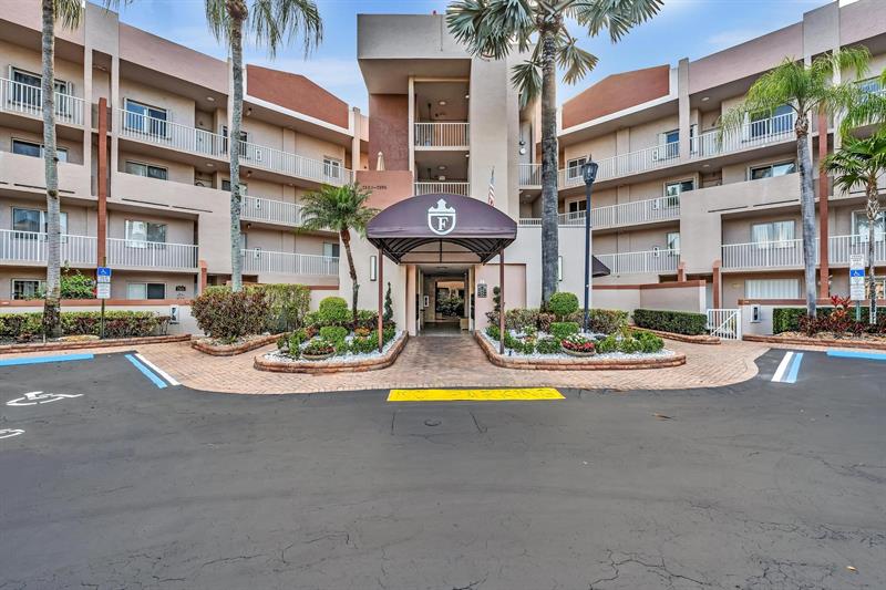 7593 Granville Dr #411