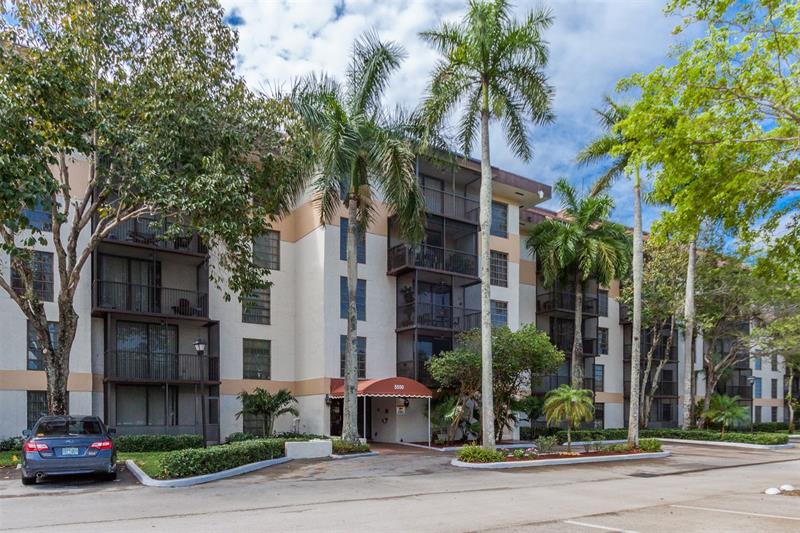 5550 NW 44th St #506