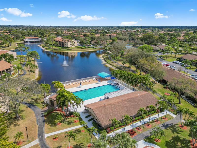 526 Shady Pine Way #C1