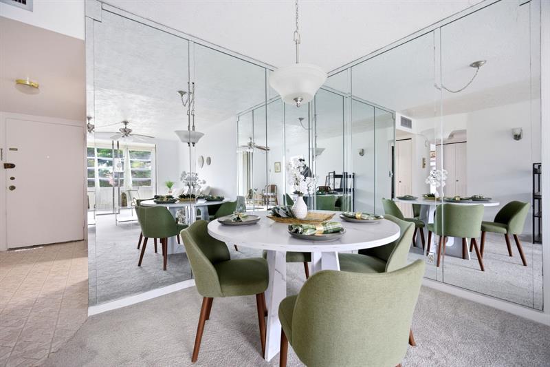 2801 Somerset Dr #401