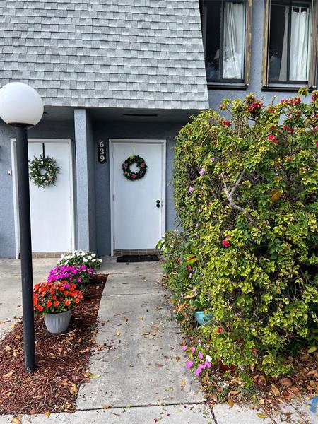 639 N University Dr #17