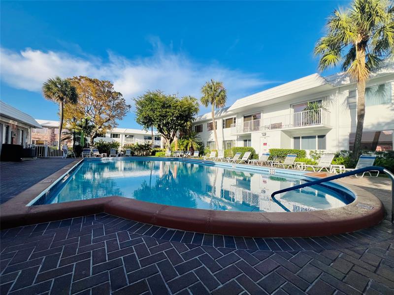 412 S Cypress Rd #225