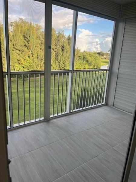 5100 SW 90th Ave #410