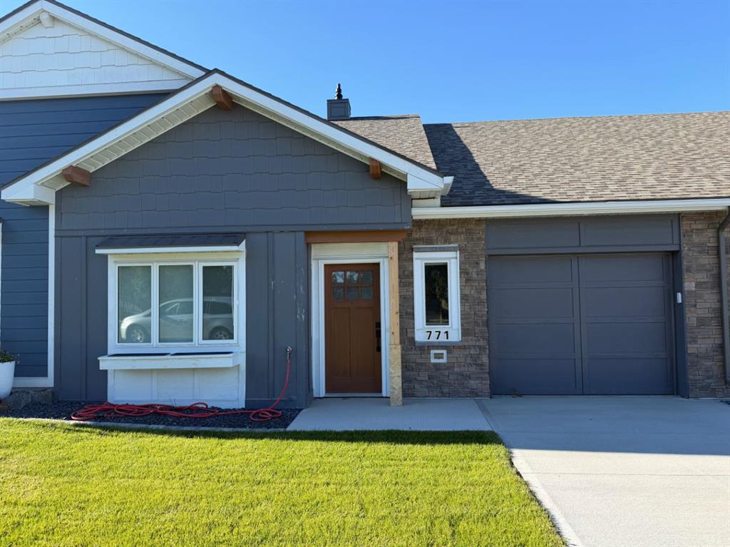 MLS# 244469974