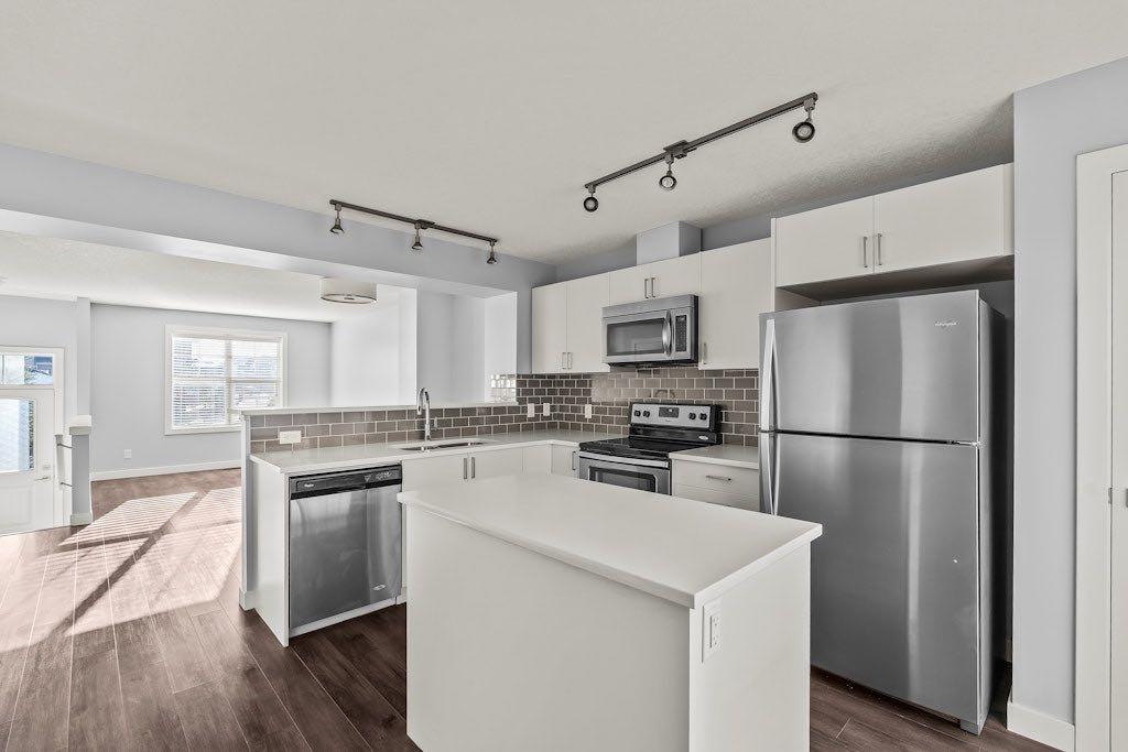 MLS# 241843571