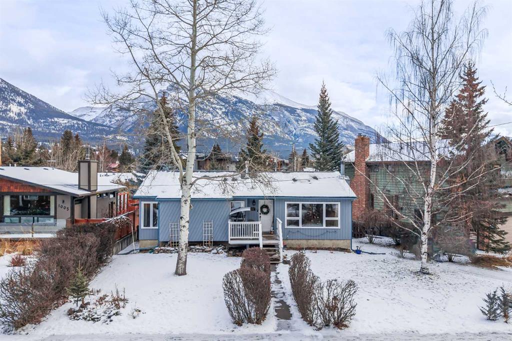 MLS# 241852638