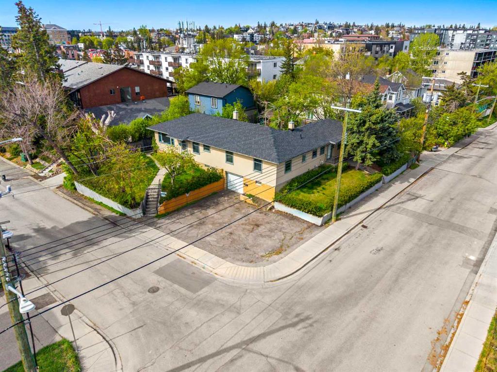 MLS# 242818533