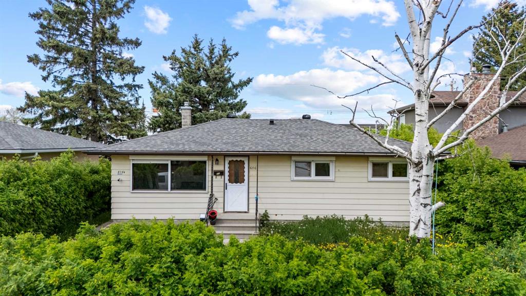 MLS# 242791959