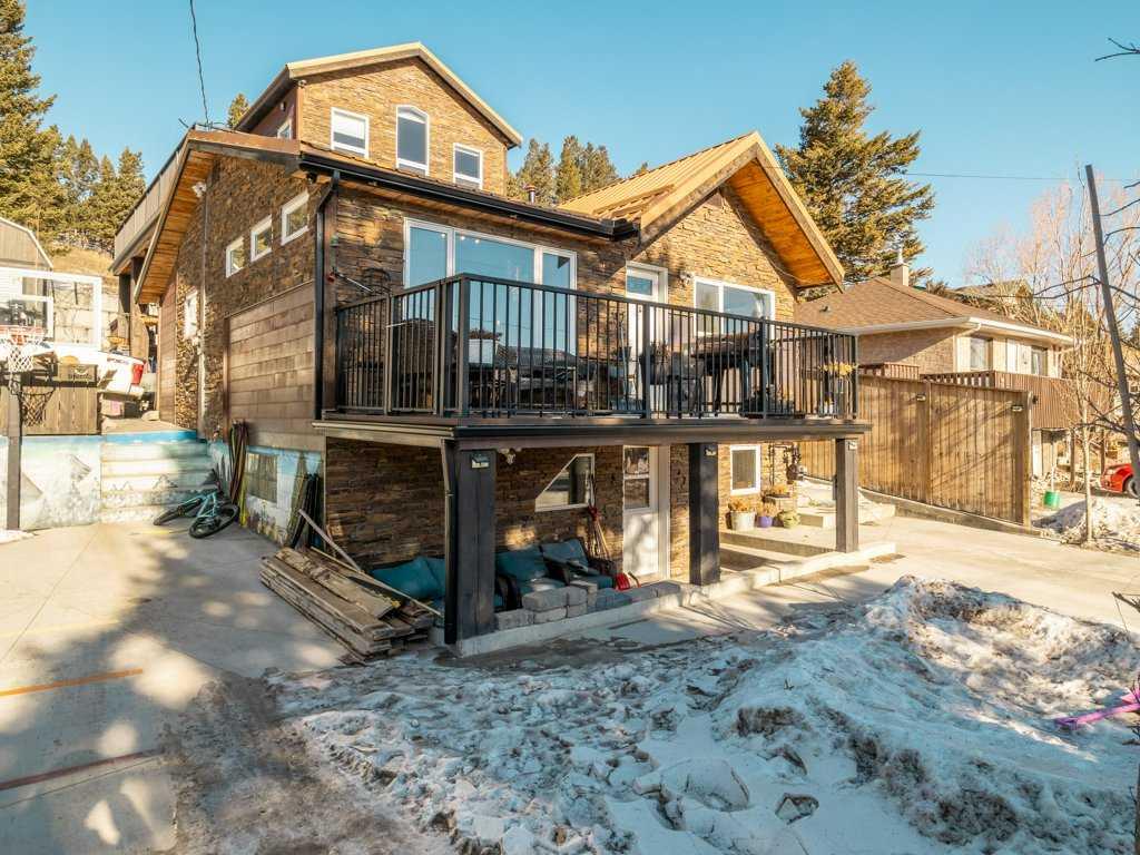 MLS# 242597398