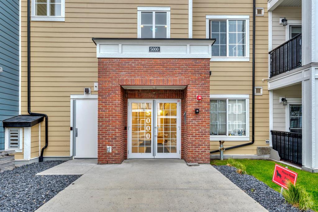 MLS# 242543544