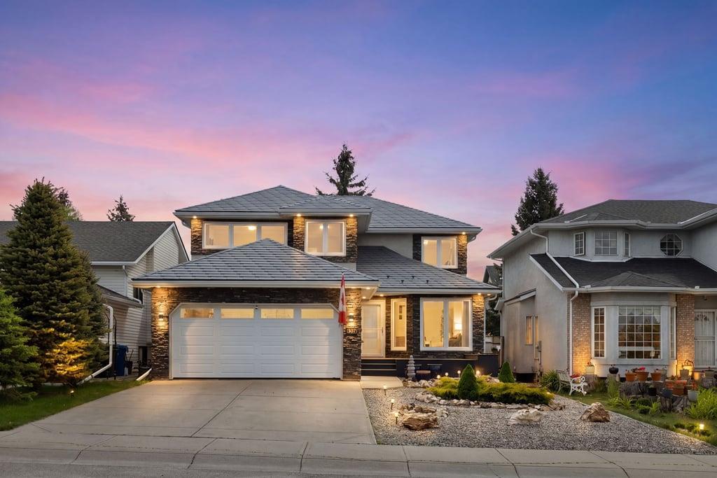 MLS# 242713547