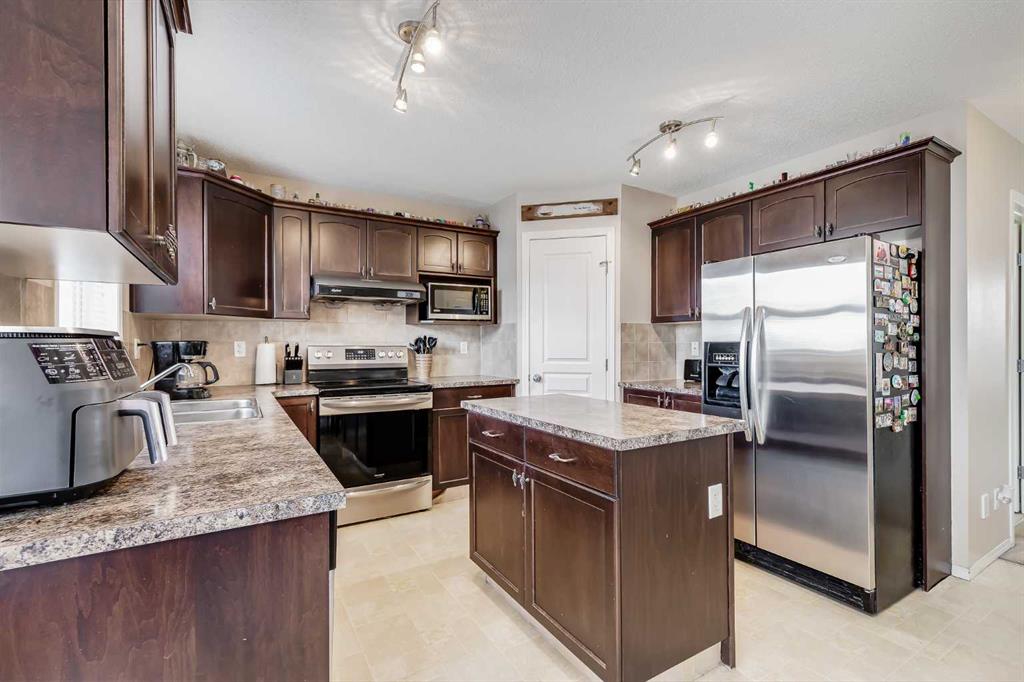MLS# 242802604