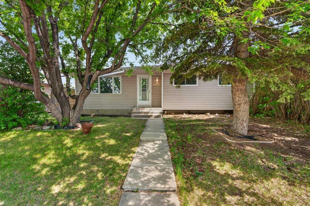 MLS# 242739052