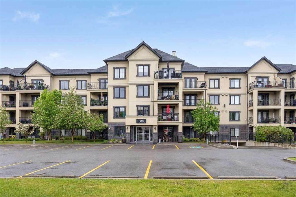 MLS# 242903636